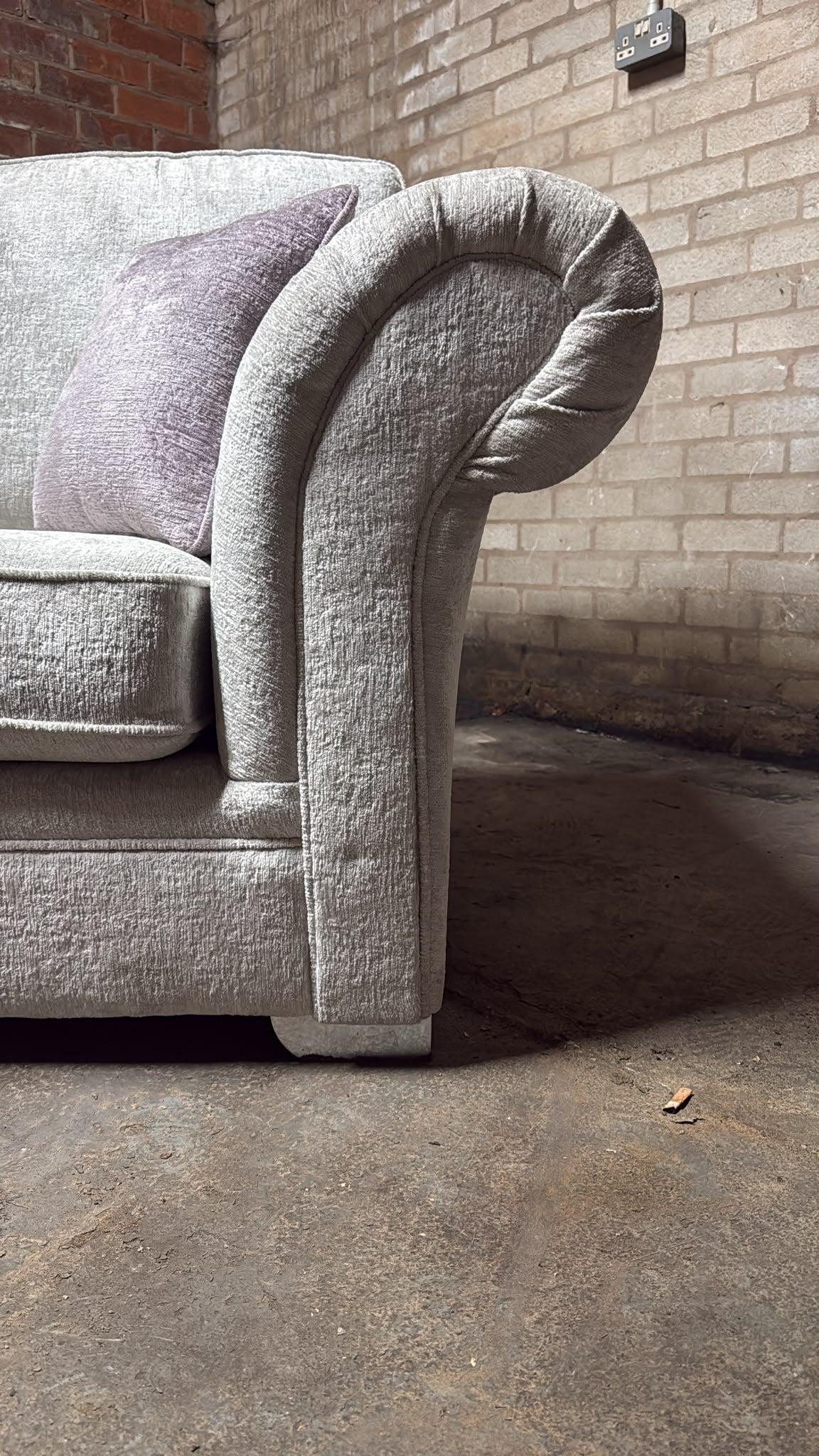 Manhattan -  3Seater Silver Fabric (Clearance)
