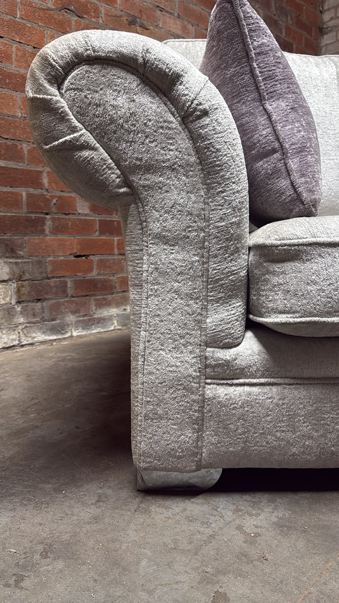 Manhattan -  3Seater Silver Fabric (Clearance)